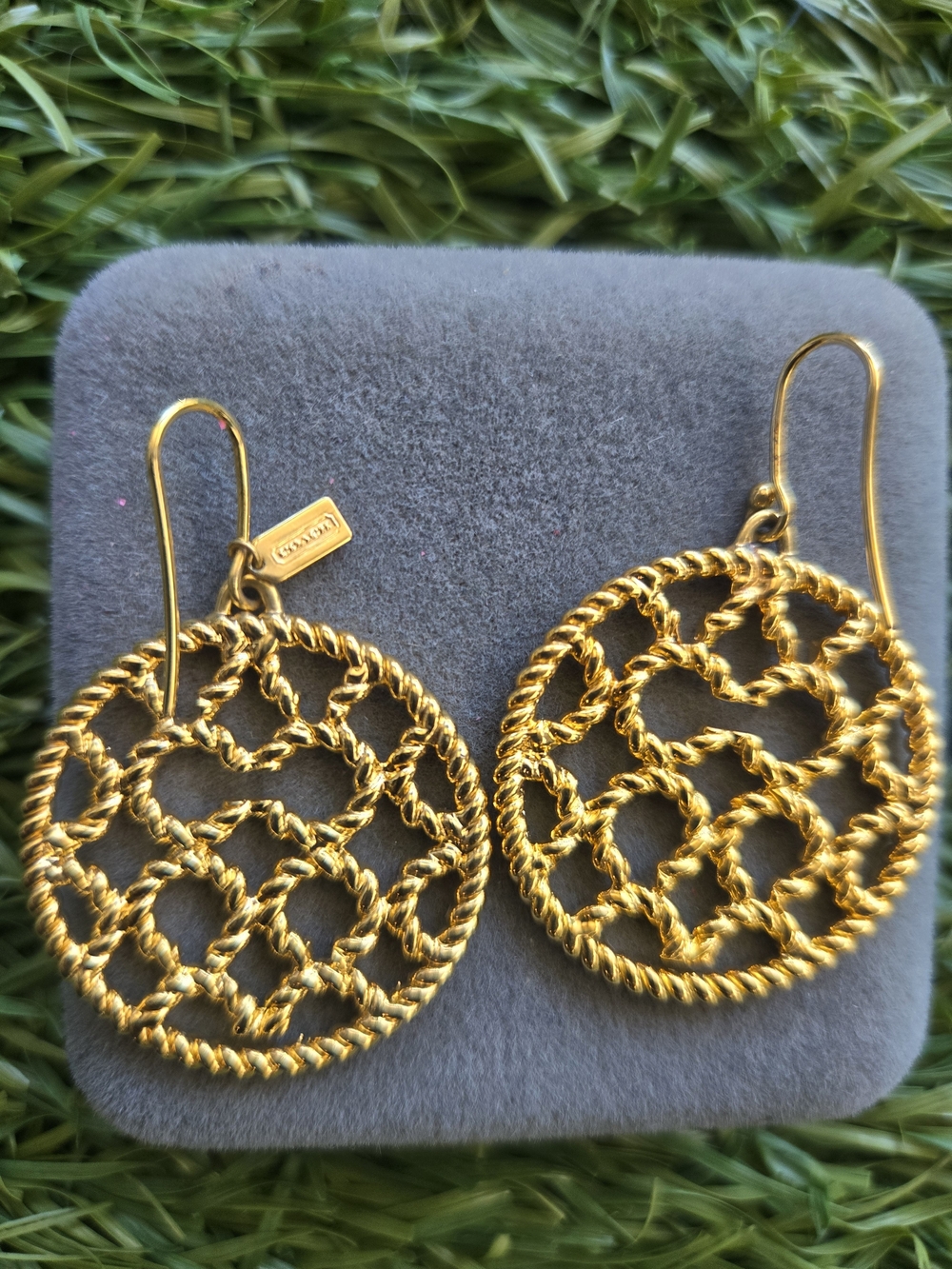 SOLD. Coach Miranda Op Art Gold Tone Disc Earring - Picture 1 of 4